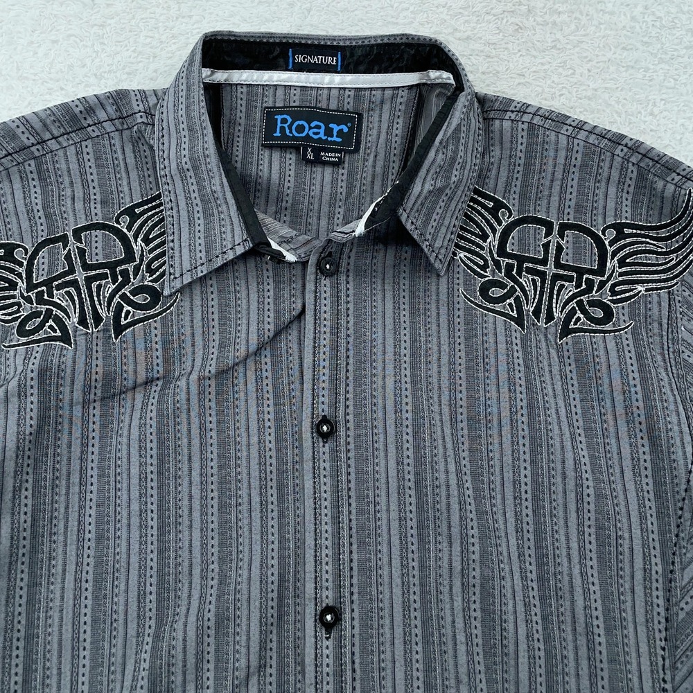 Roar Signature Shirt Mens XL Embroidered Winged Cross Long Sleeve‎ Button Down